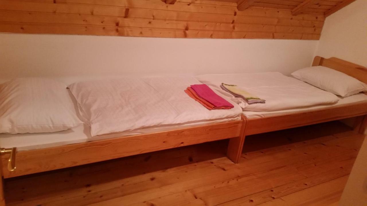 Turizem Pavlin Apartments Senturska Gora Luaran gambar